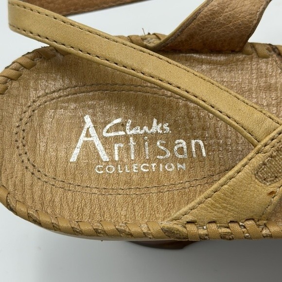 Clarks Size 8 8M Artisan Leather Heeled Sandals Light Tan #73382 - Picture 11 of 12